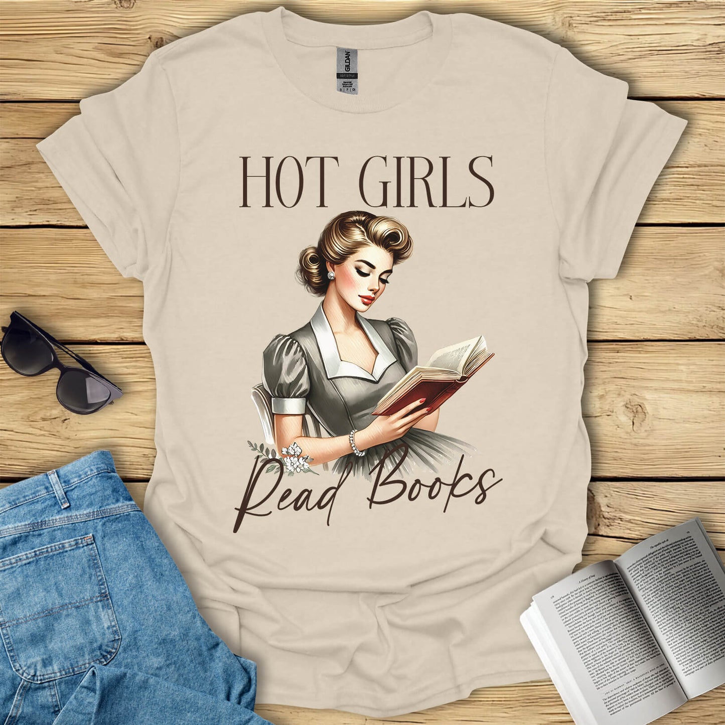 Hot Girls Read Books T-Shirt