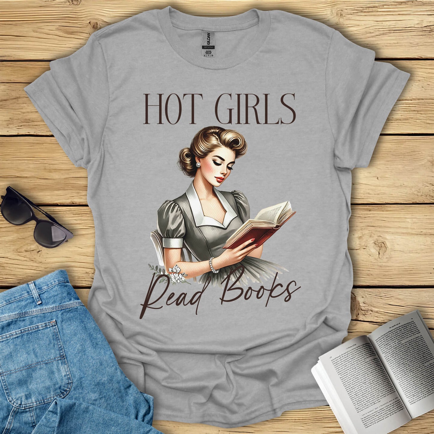Hot Girls Read Books T-Shirt