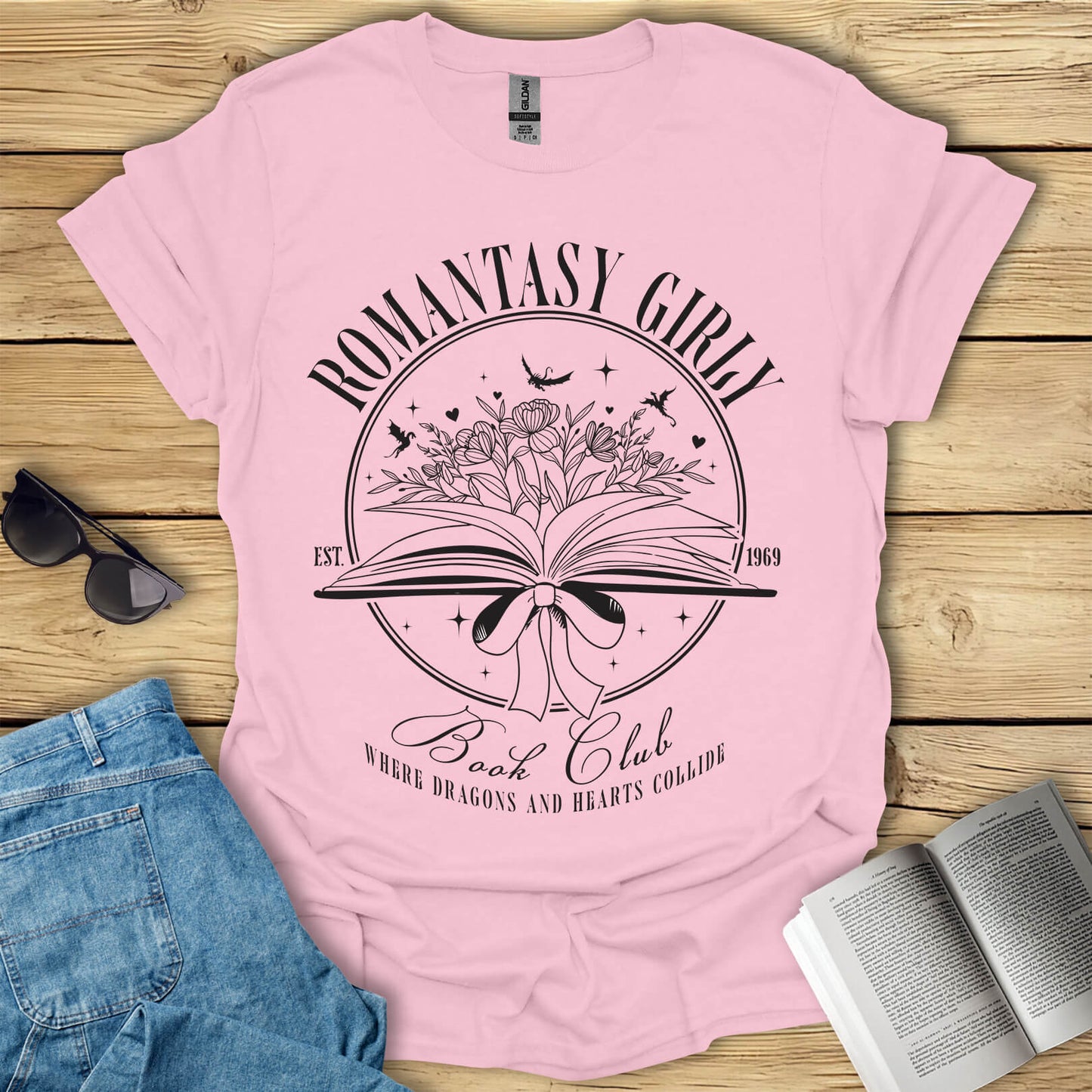 Romantasy Girly Book Club T-Shirt