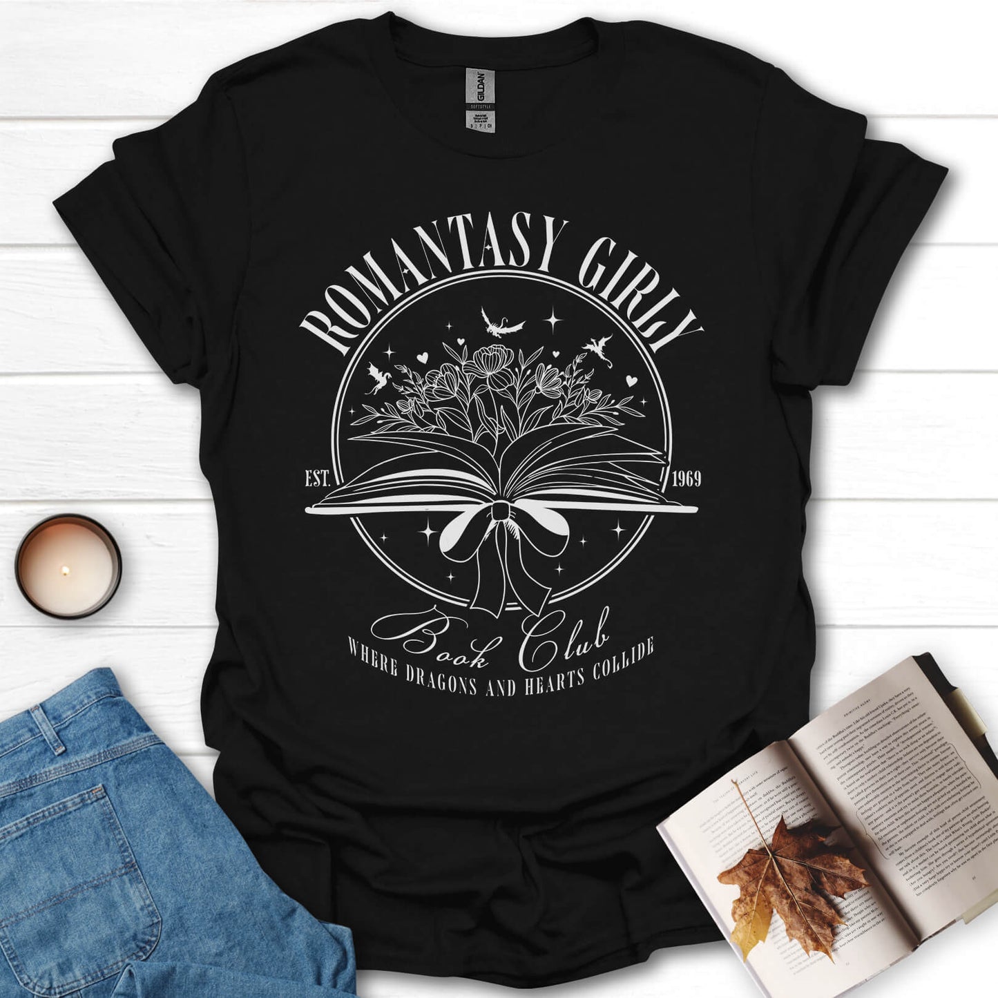 Romantasy Girly Book Club T-Shirt
