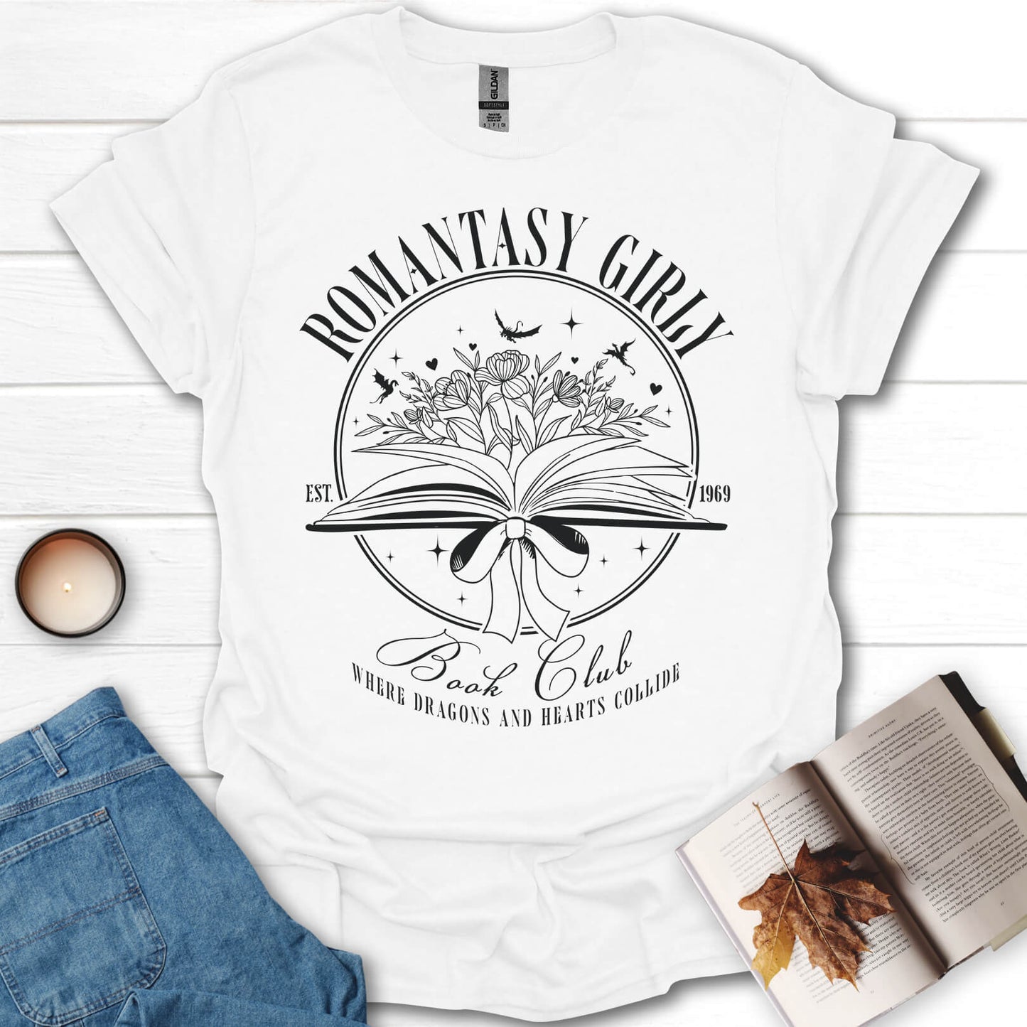 Romantasy Girly Book Club T-Shirt